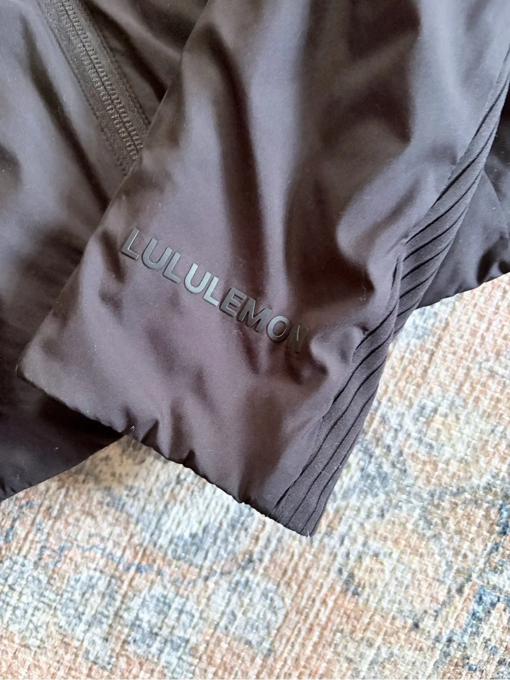 Lululemon Women's Black Insulated Sleek City Jacket